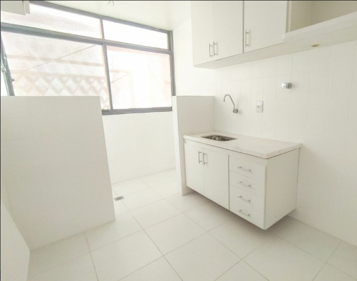 Apartamento à venda com 2 quartos, 55m² - Foto 12