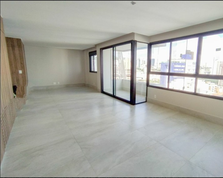 Apartamento à venda com 4 quartos, 16m² - Foto 1