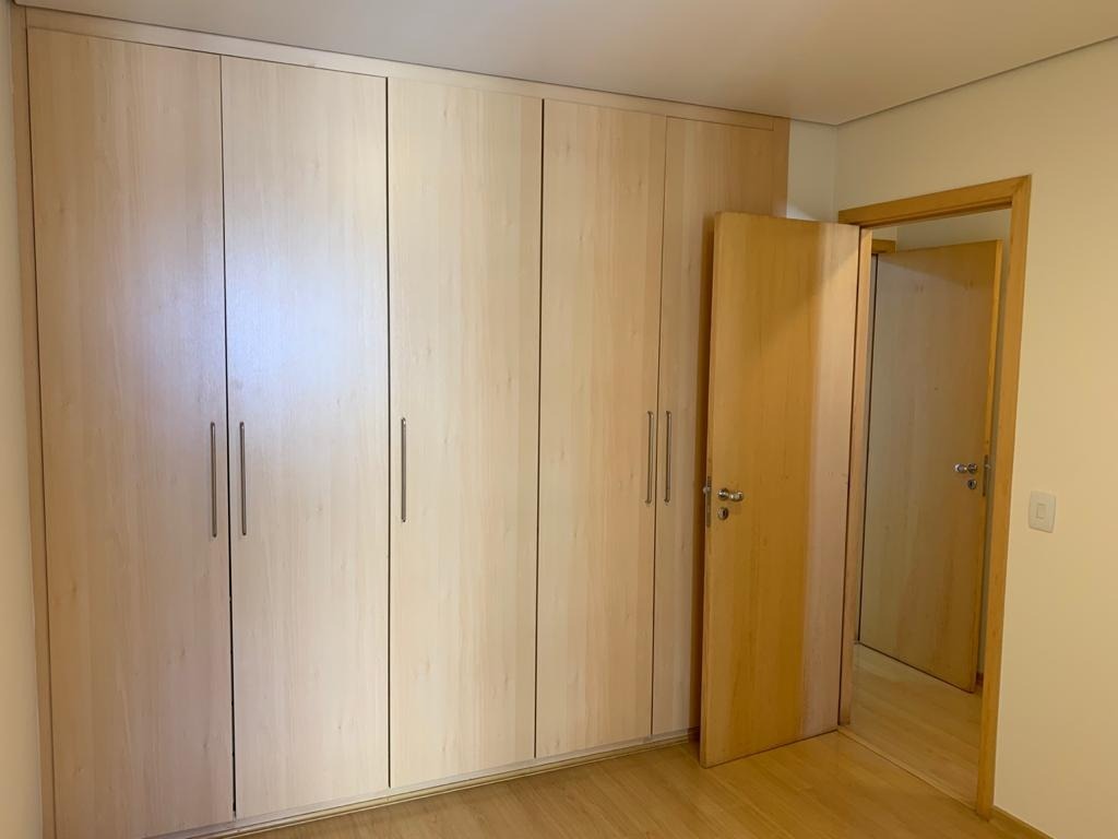 Apartamento à venda com 3 quartos, 92m² - Foto 4