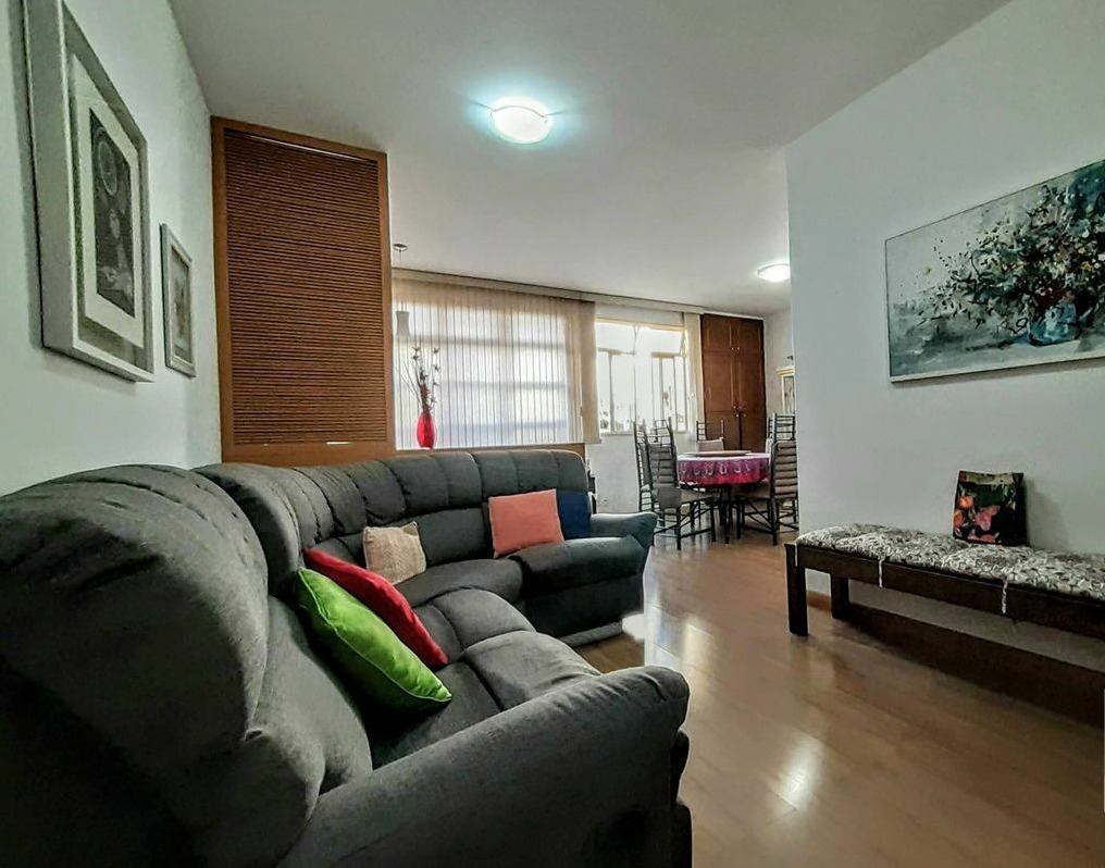 Apartamento à venda com 3 quartos, 110m² - Foto 2