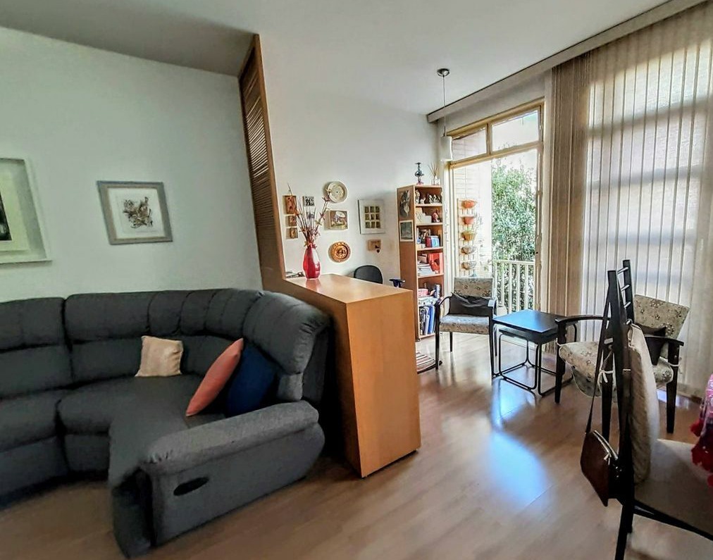 Apartamento à venda com 3 quartos, 110m² - Foto 3