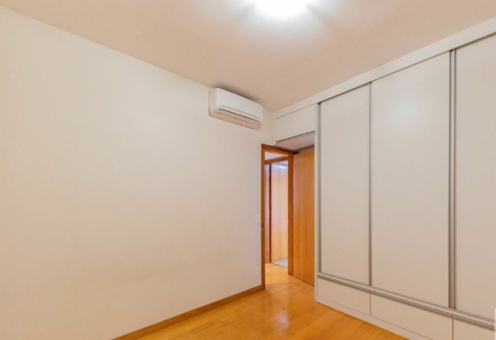 Apartamento à venda com 3 quartos, 105m² - Foto 7