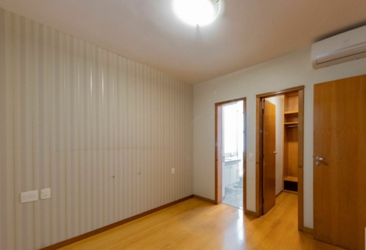 Apartamento à venda com 3 quartos, 105m² - Foto 16