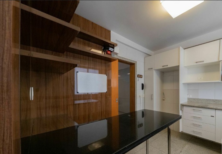 Apartamento à venda com 3 quartos, 105m² - Foto 19