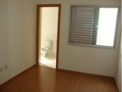 Apartamento à venda com 2 quartos, 66m² - Foto 7