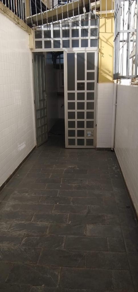 Apartamento à venda com 3 quartos, 75m² - Foto 9