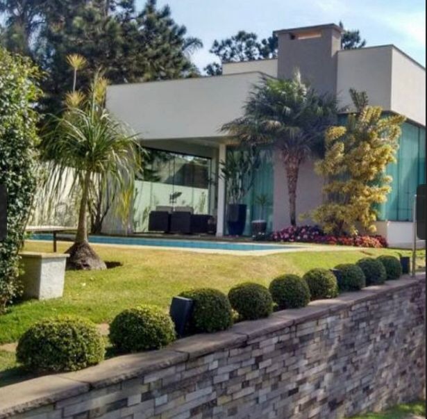 Casa de Condomínio à venda com 4 quartos, 602m² - Foto 1