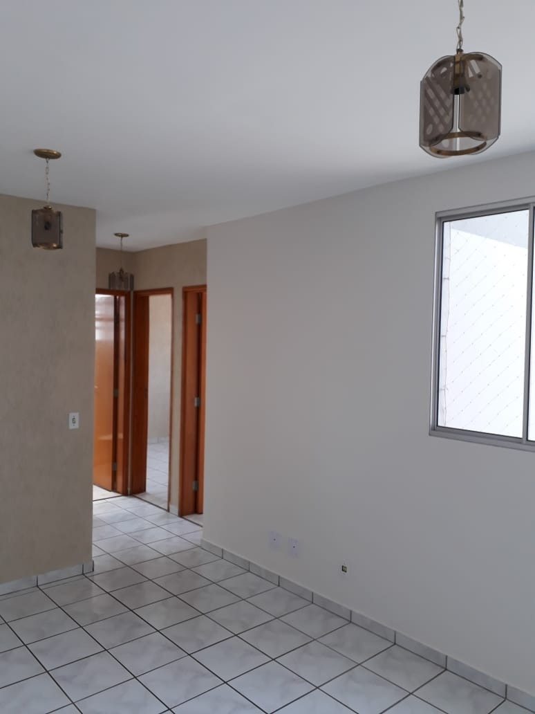 Apartamento à venda com 2 quartos, 60m² - Foto 2