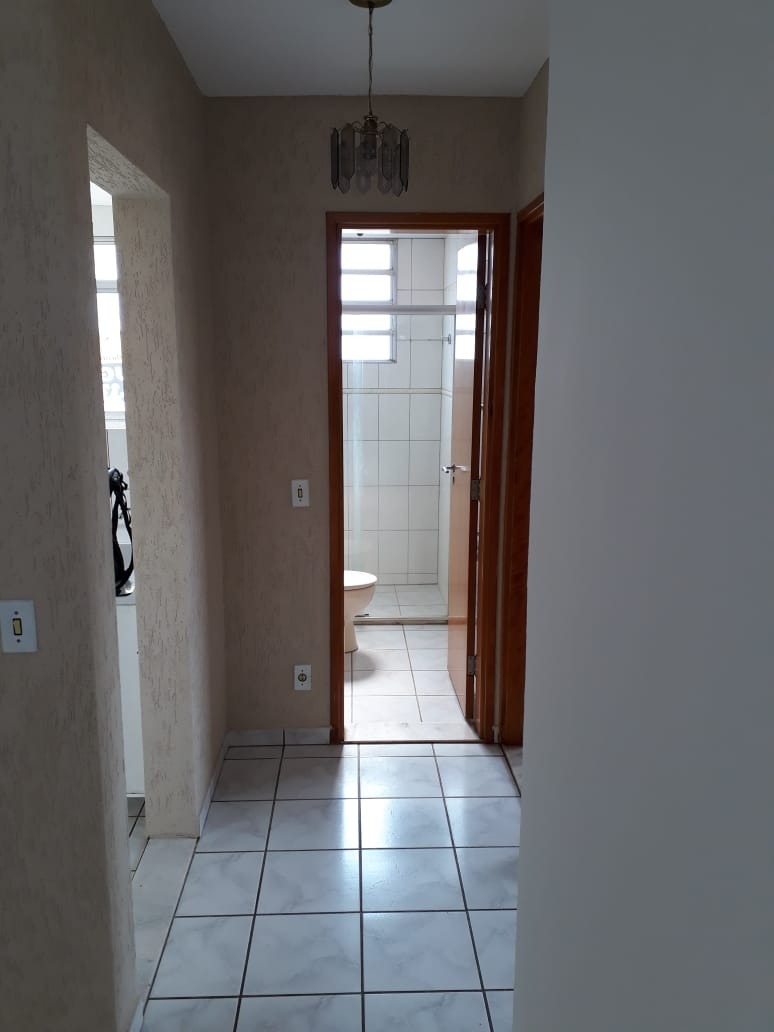 Apartamento à venda com 2 quartos, 60m² - Foto 4