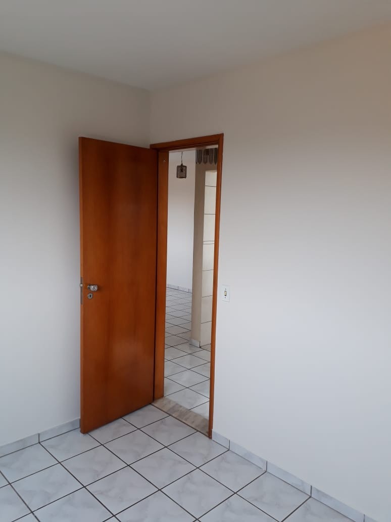 Apartamento à venda com 2 quartos, 60m² - Foto 9