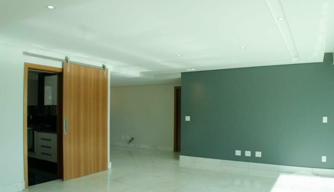 Apartamento à venda com 4 quartos, 215m² - Foto 4