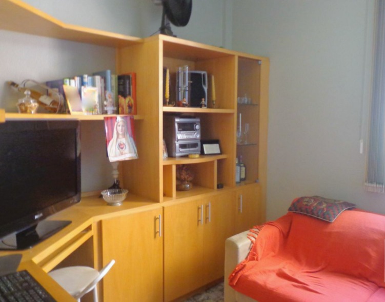 Apartamento à venda com 3 quartos, 83m² - Foto 3