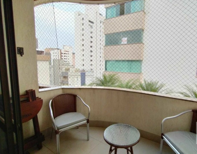 Apartamento à venda com 4 quartos, 155m² - Foto 3