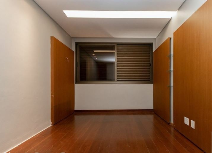 Apartamento à venda com 4 quartos, 304m² - Foto 16