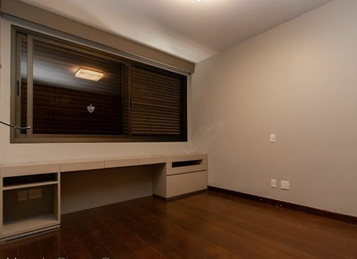 Apartamento à venda com 4 quartos, 304m² - Foto 21