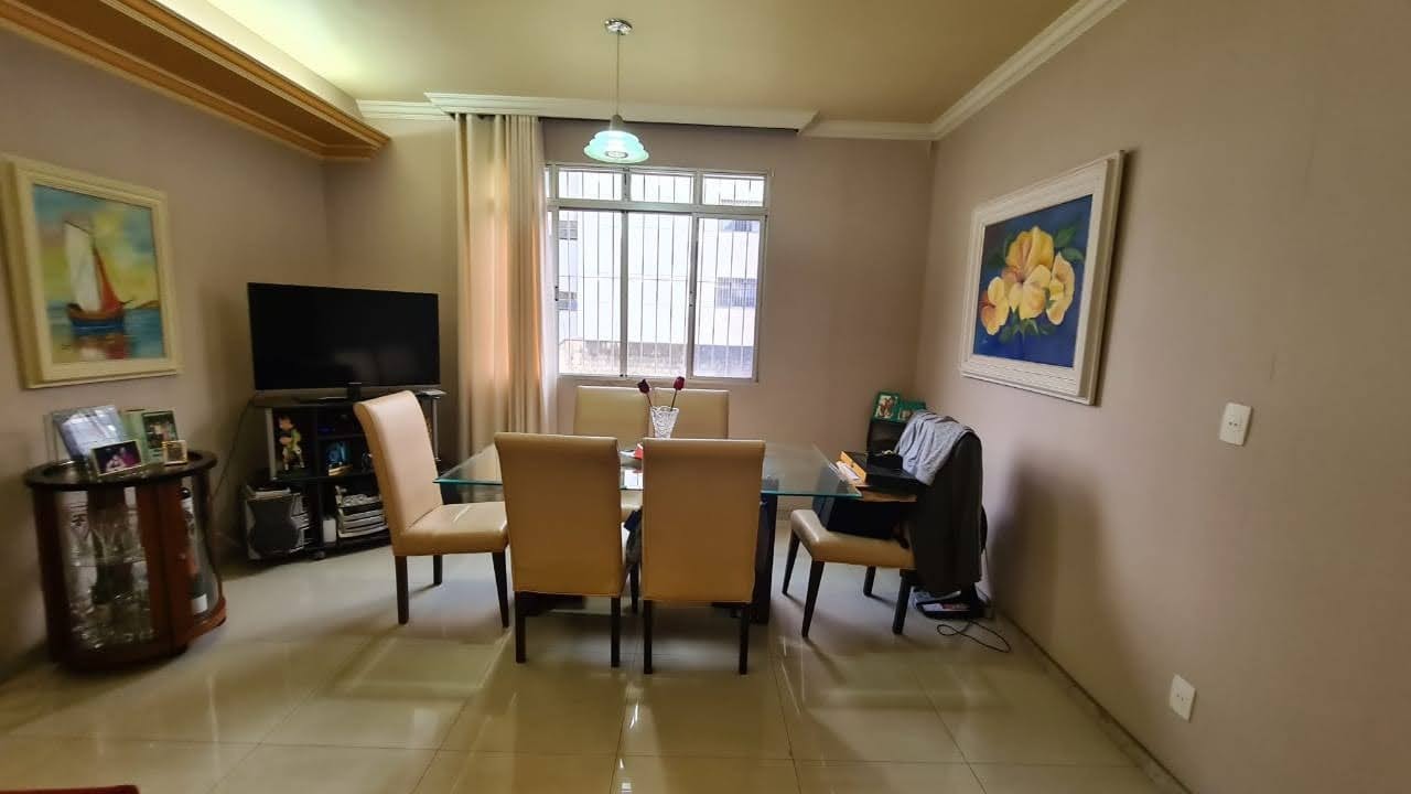 Apartamento à venda com 3 quartos, 96m² - Foto 2