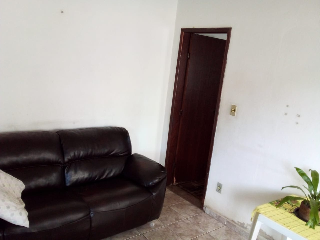 Casa à venda com 4 quartos, 350m² - Foto 1