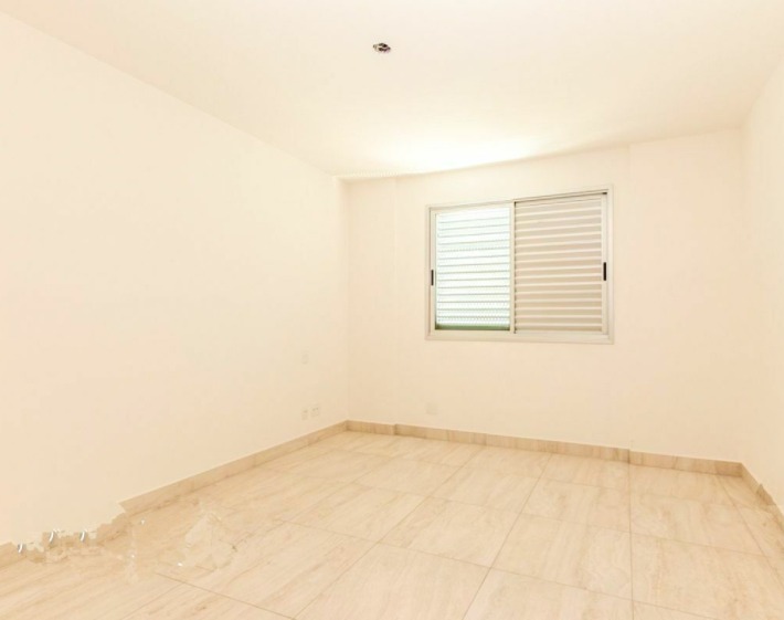 Apartamento à venda com 3 quartos, 187m² - Foto 11