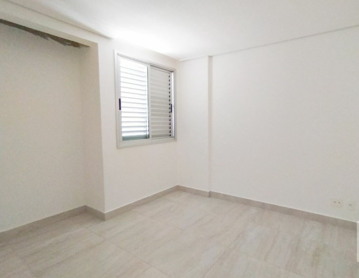 Apartamento à venda com 3 quartos, 187m² - Foto 15