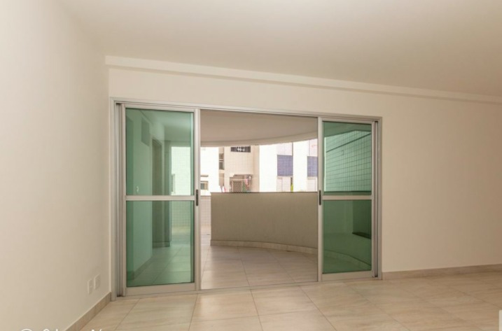 Apartamento à venda com 3 quartos, 187m² - Foto 2