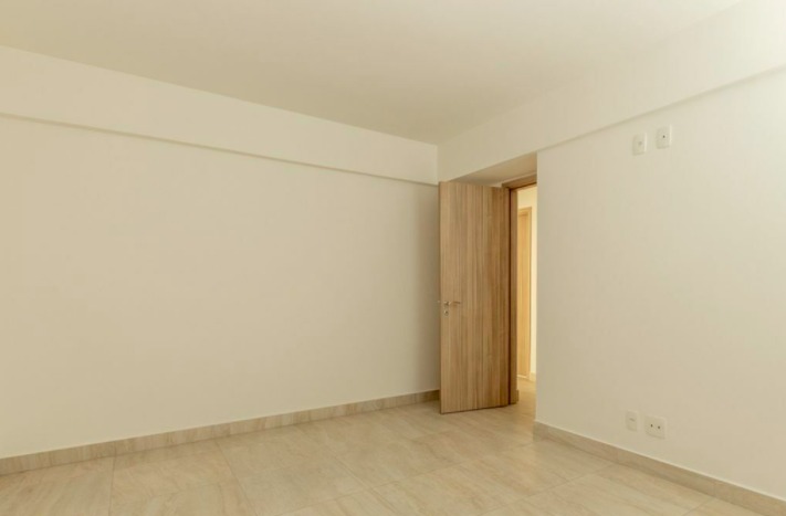 Apartamento à venda com 3 quartos, 187m² - Foto 9