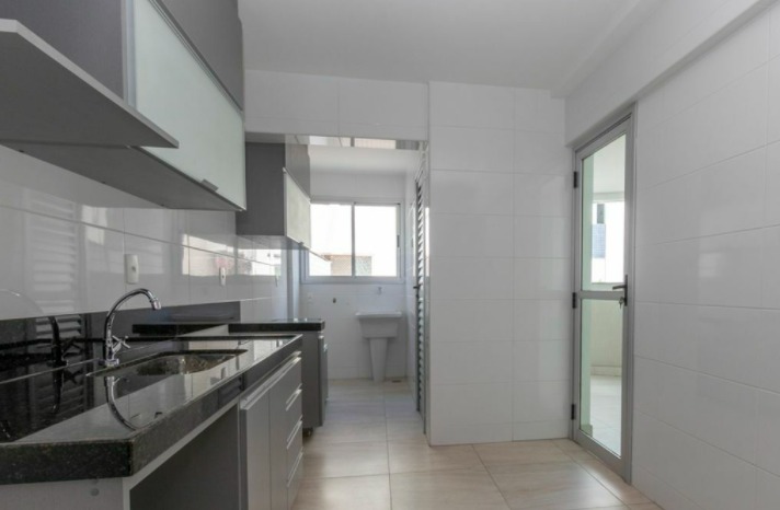 Apartamento à venda com 3 quartos, 187m² - Foto 12