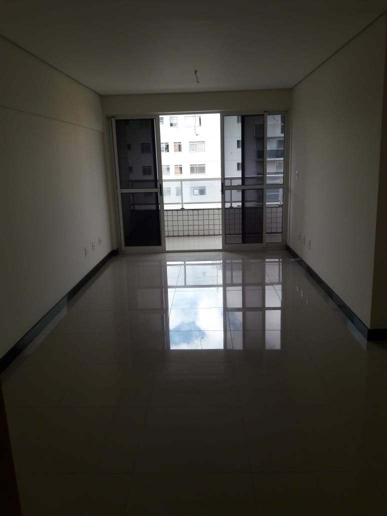 Cobertura à venda com 3 quartos, 201m² - Foto 2