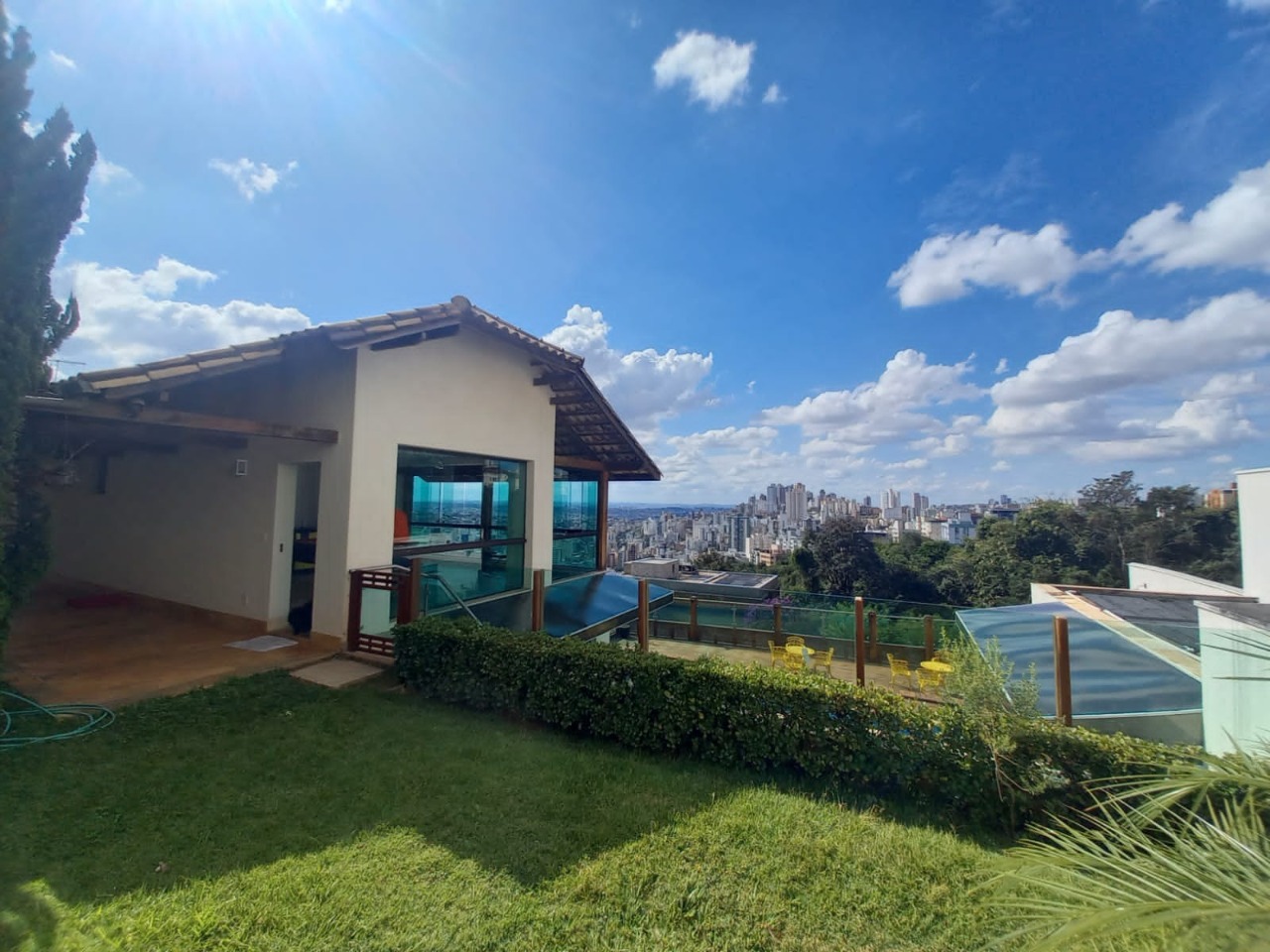 Casa de Condomínio à venda com 6 quartos, 533m² - Foto 10