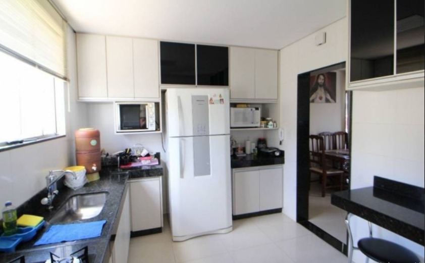 Apartamento à venda com 3 quartos, 134m² - Foto 11