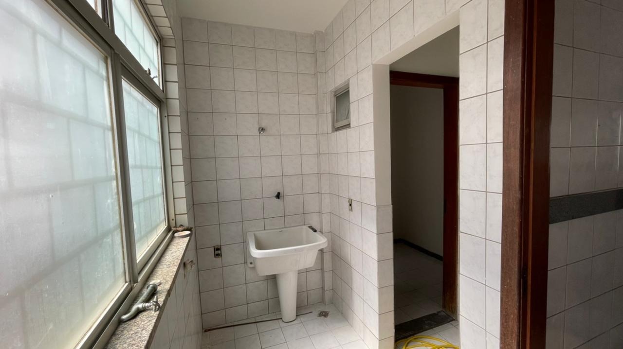 Cobertura à venda com 4 quartos, 260m² - Foto 12