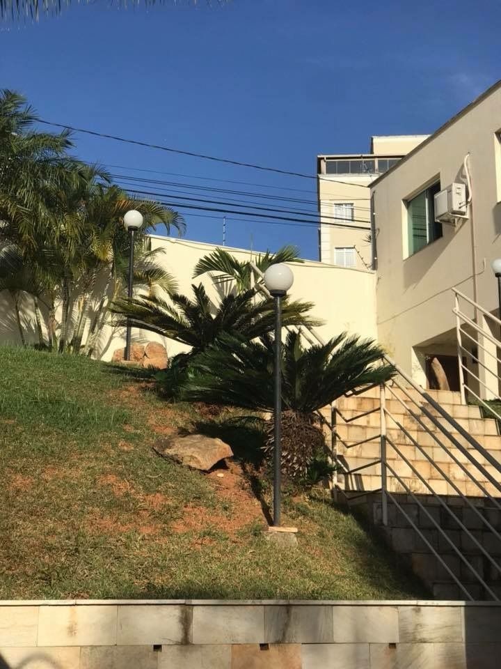 Casa à venda com 4 quartos, 520m² - Foto 8