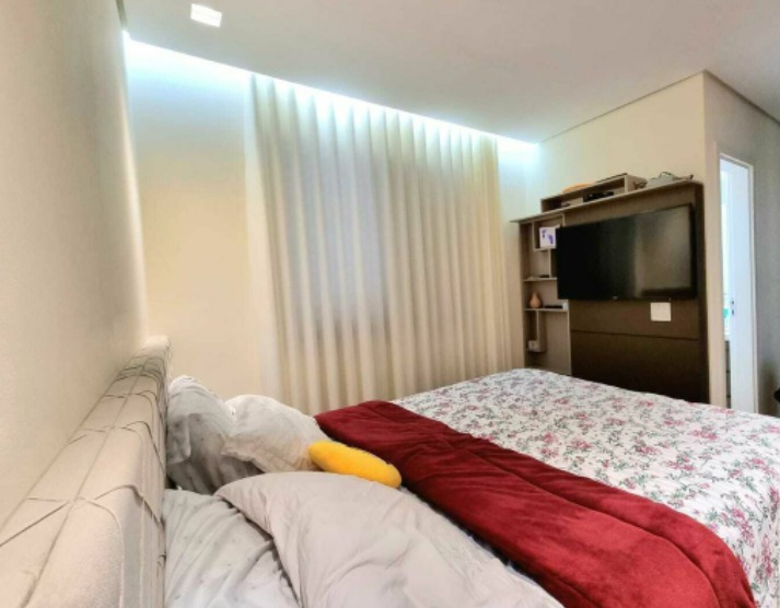 Apartamento à venda com 2 quartos, 70m² - Foto 7