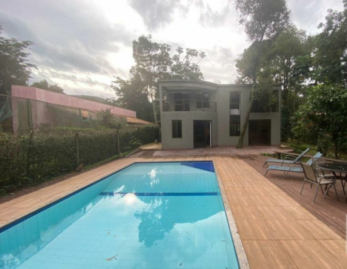 Casa de Condomínio à venda com 3 quartos, 250m² - Foto 18