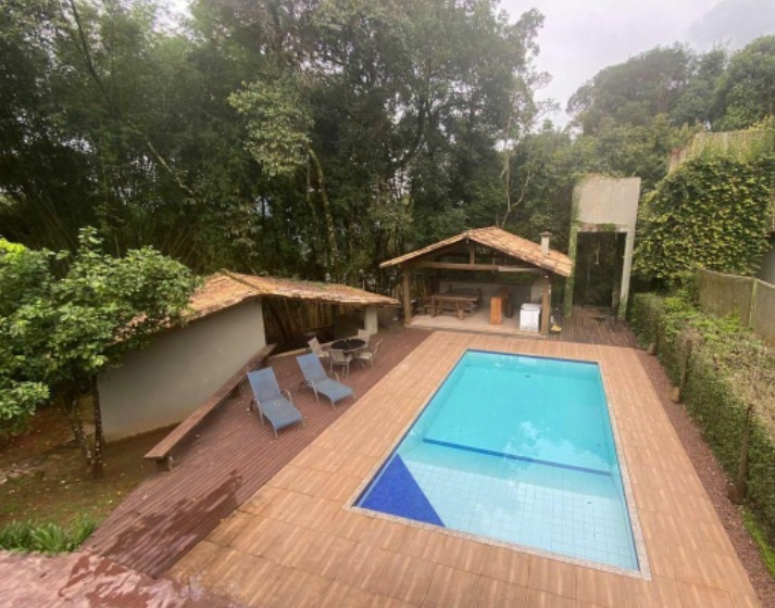 Casa de Condomínio à venda com 3 quartos, 250m² - Foto 21