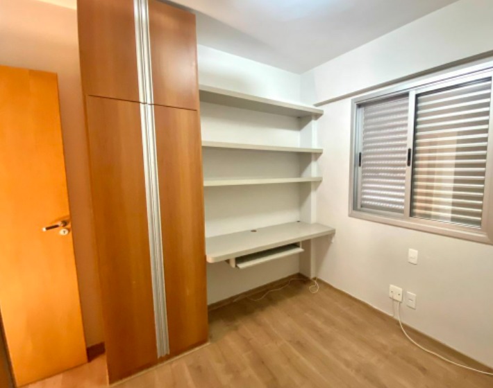 Apartamento à venda com 3 quartos, 117m² - Foto 6