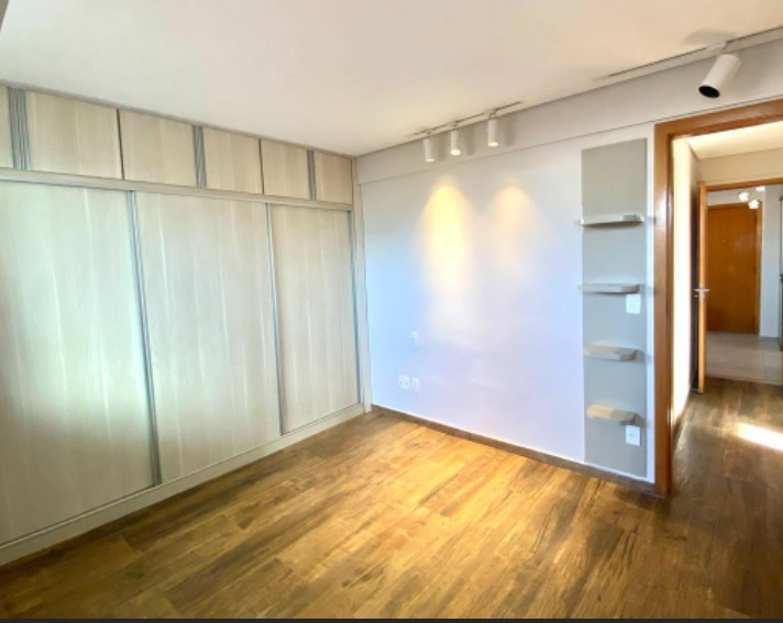 Apartamento à venda com 3 quartos, 117m² - Foto 10