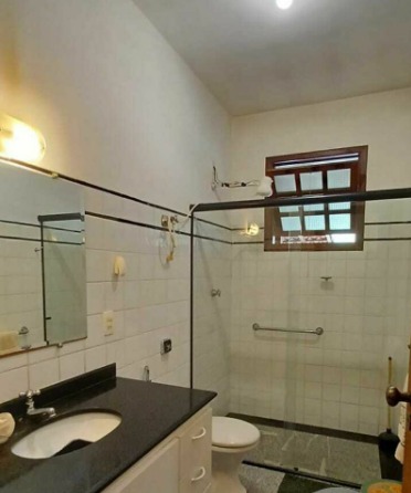 Casa à venda com 4 quartos, 250m² - Foto 14