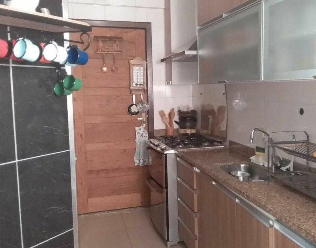 Apartamento à venda com 3 quartos, 92m² - Foto 17