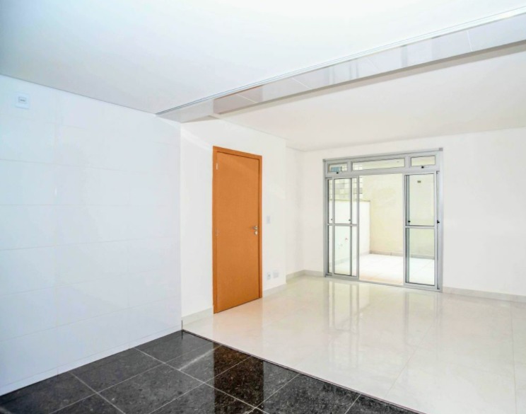 Apartamento à venda com 3 quartos, 143m² - Foto 2