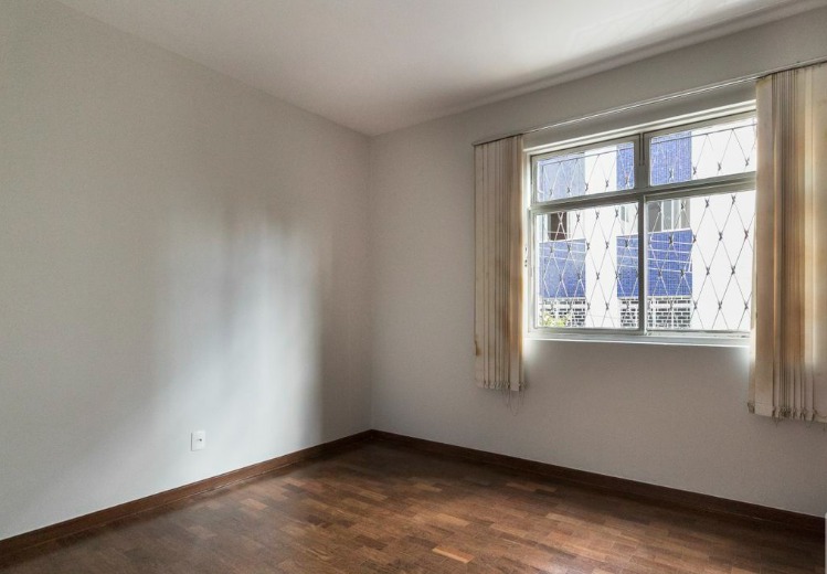 Apartamento à venda com 4 quartos, 150m² - Foto 8