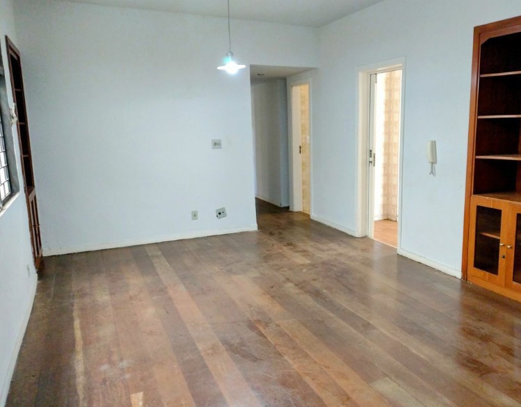 Apartamento à venda com 3 quartos, 87m² - Foto 1