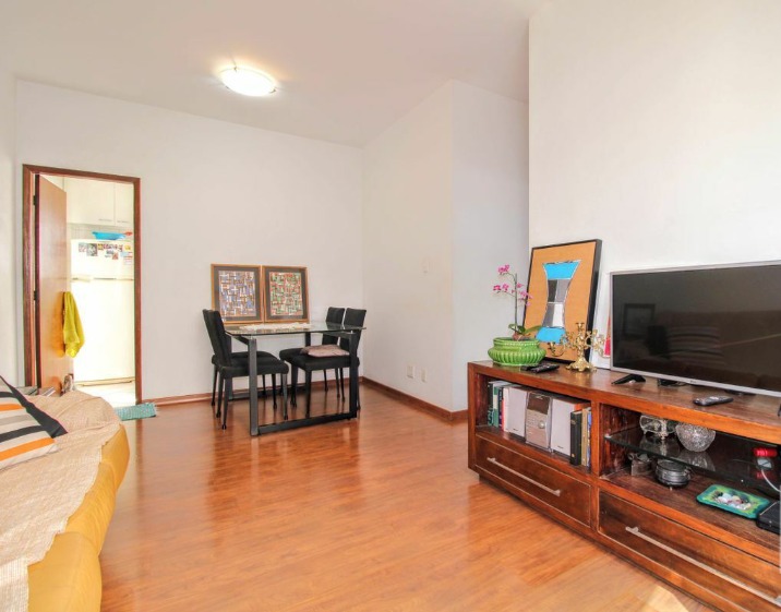 Apartamento à venda com 3 quartos, 75m² - Foto 1