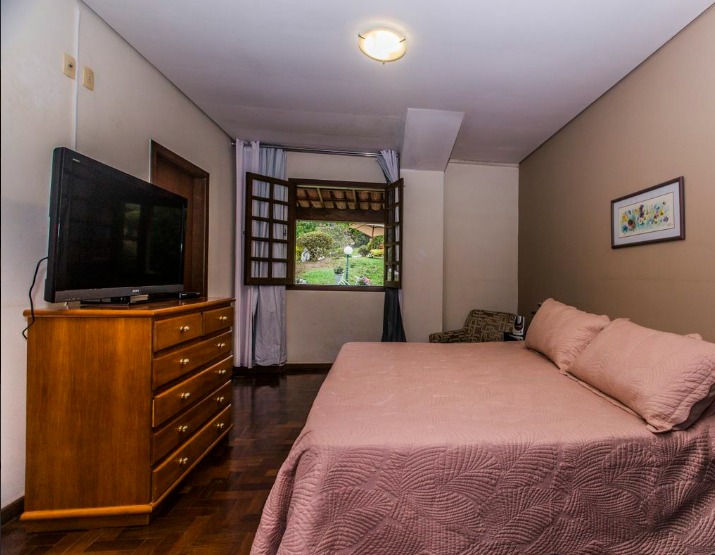 Casa de Condomínio à venda com 4 quartos, 330m² - Foto 15