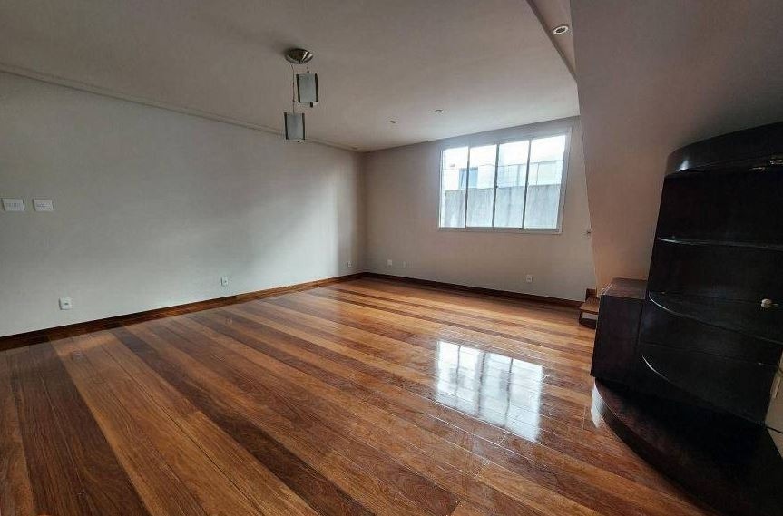 Cobertura à venda com 4 quartos, 230m² - Foto 3