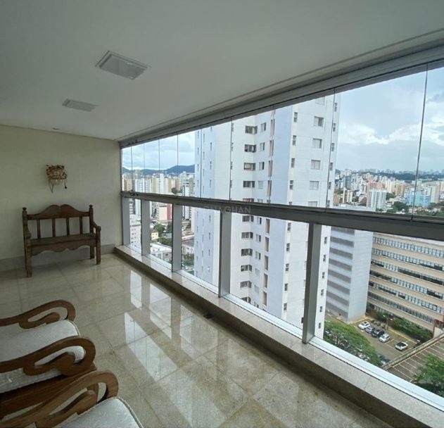 Apartamento à venda com 4 quartos, 197m² - Foto 7