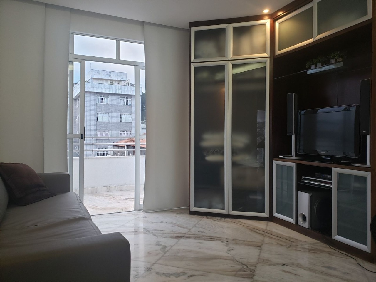 Apartamento à venda com 3 quartos, 70m² - Foto 6