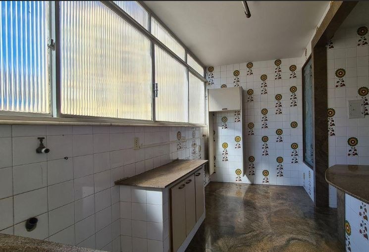 Apartamento à venda com 3 quartos, 120m² - Foto 17