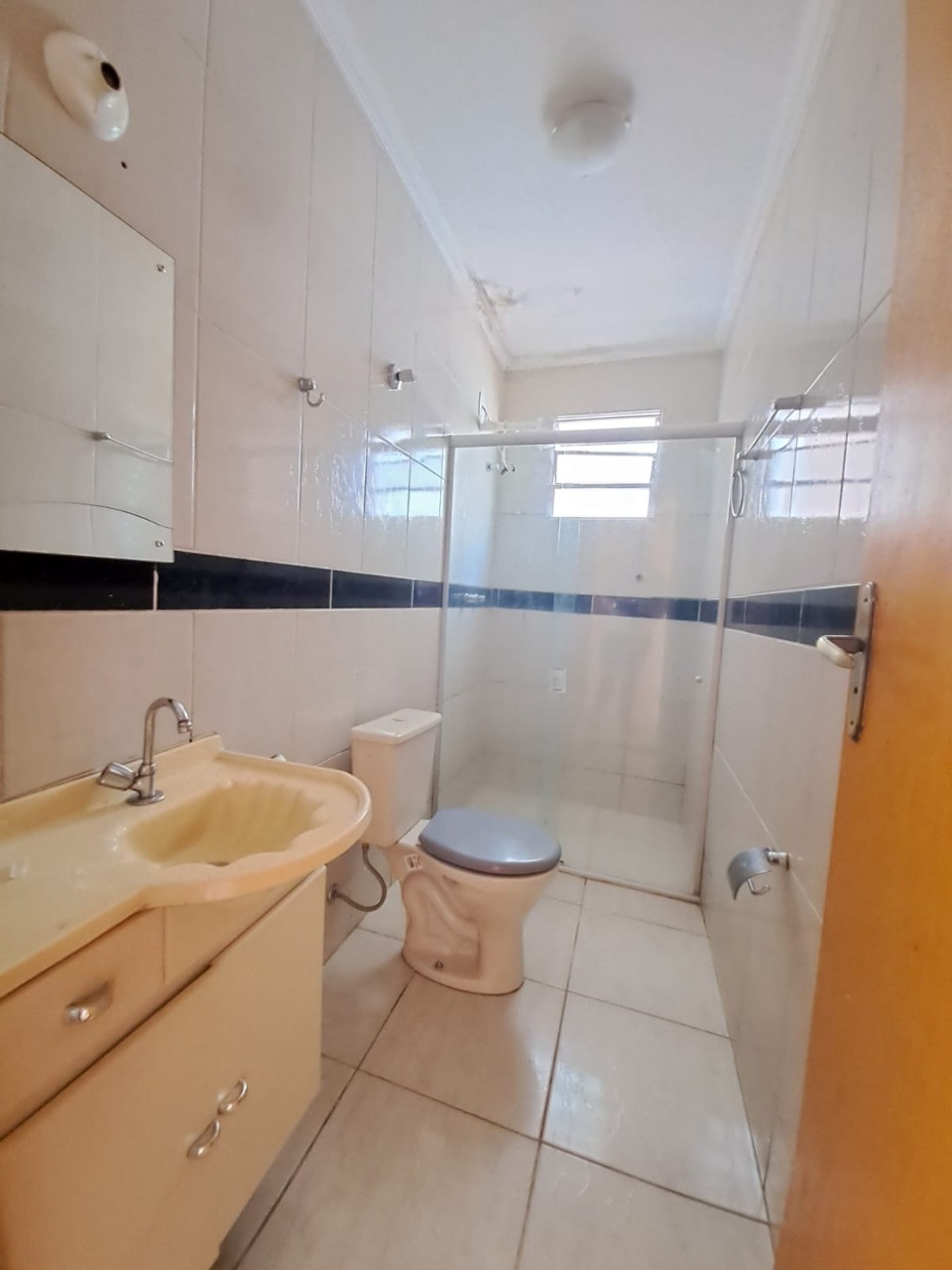 Casa à venda com 2 quartos, 68m² - Foto 4