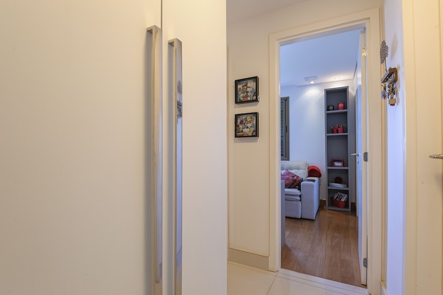 Apartamento à venda com 4 quartos, 143m² - Foto 18