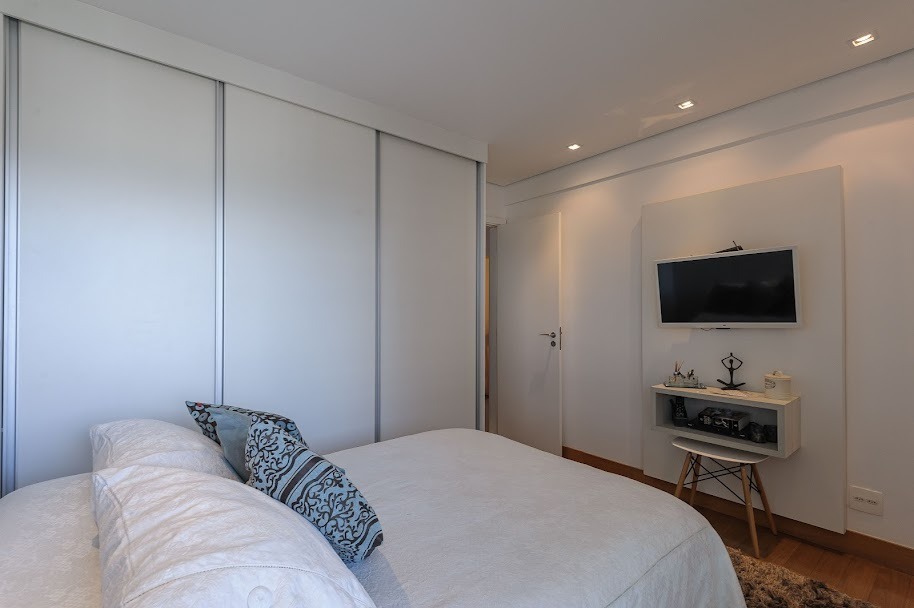 Apartamento à venda com 4 quartos, 143m² - Foto 21